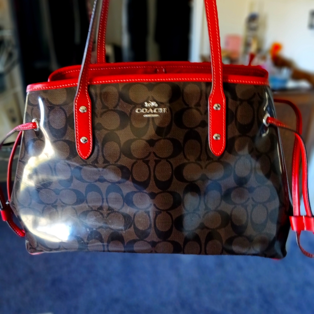 Coach Black and Red Tote Bag with Structured Design